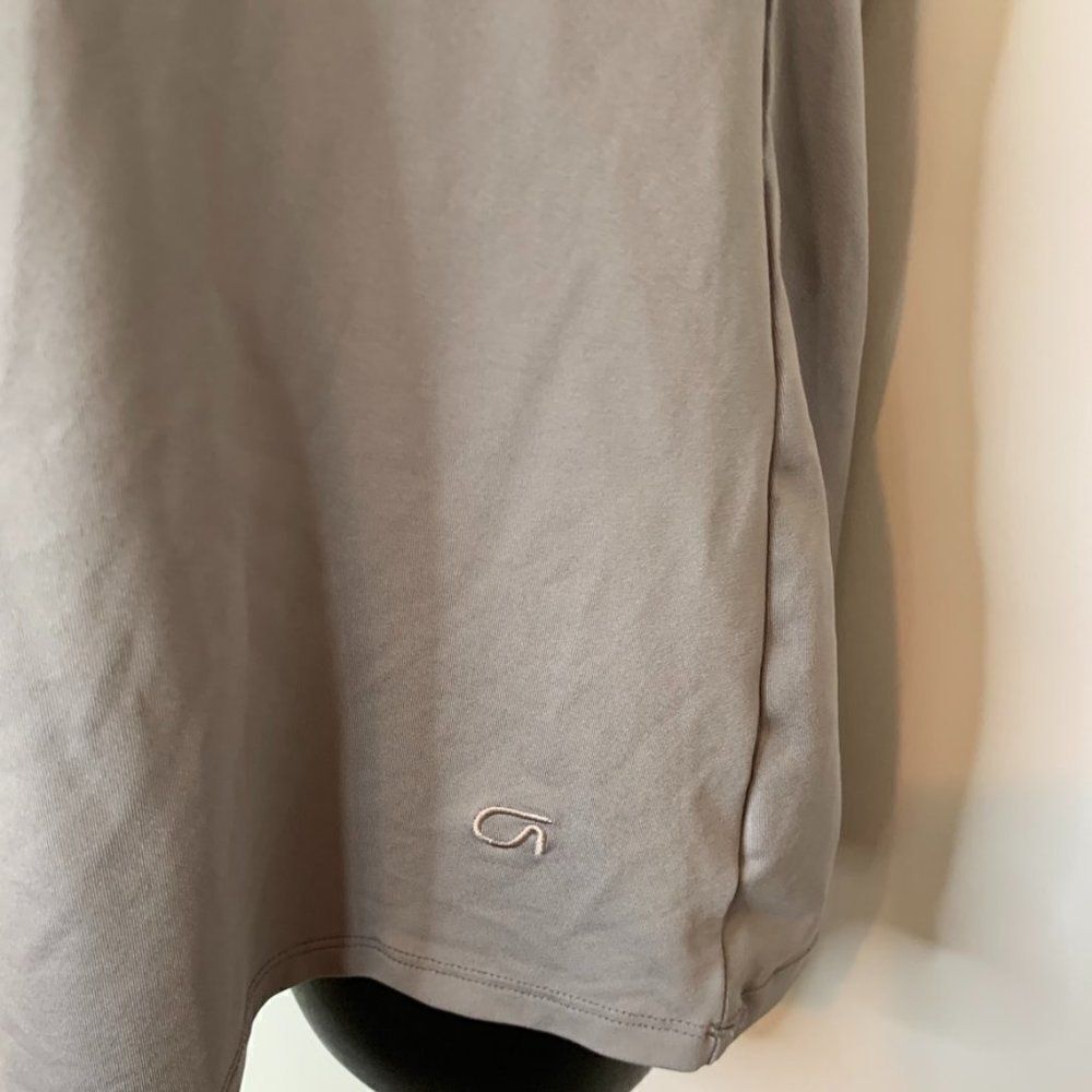 Gap Fit Short Sleeve Shirt - Picture 3 of 7